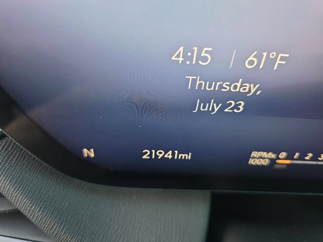 Certified 2025 Buick Enclave Preferred FWD image 18