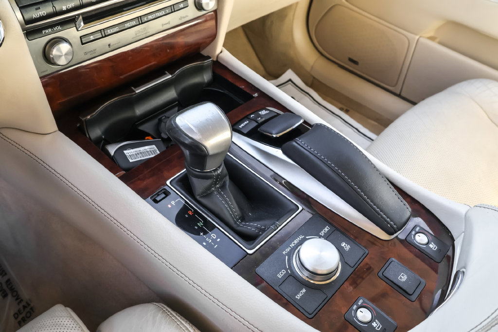 Used 2014 Lexus LS 460 AWD w/ Comfort Package image 27
