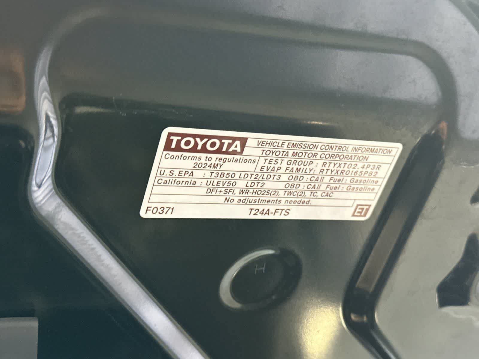 Used 2024 Toyota Tacoma TRD Off-Road AWD/4WD image 29