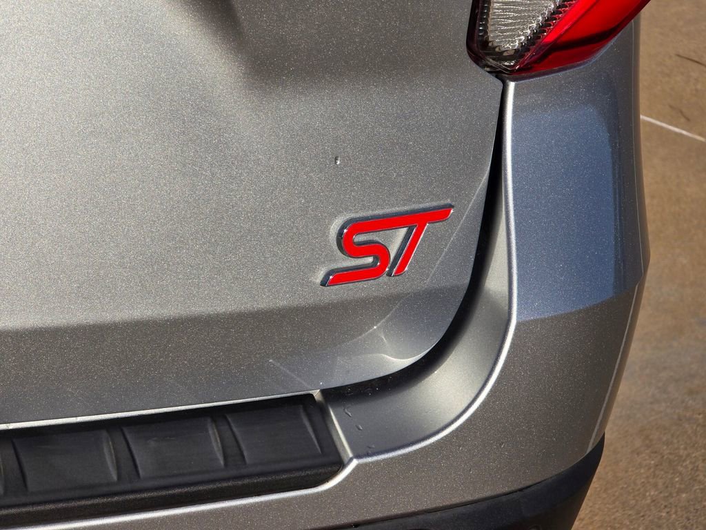 Used 2020 Ford Explorer ST w/ ST Street Pack image 7