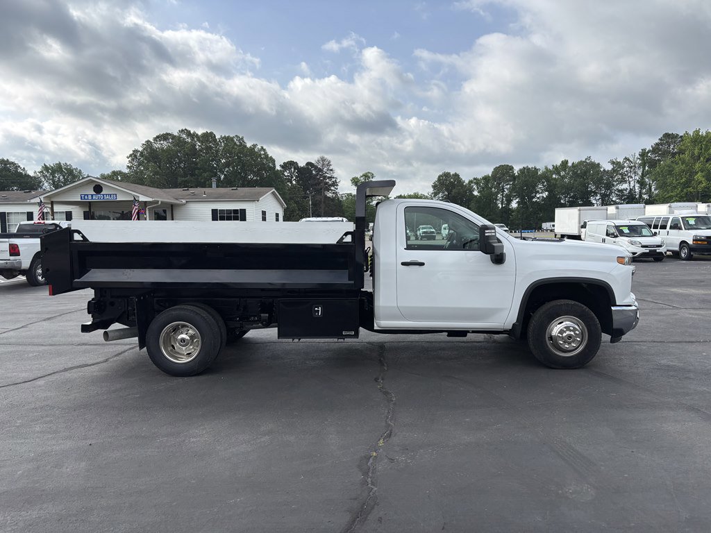 Used 2024 Chevrolet Silverado 3500 W/T w/ WT Convenience Package image 5