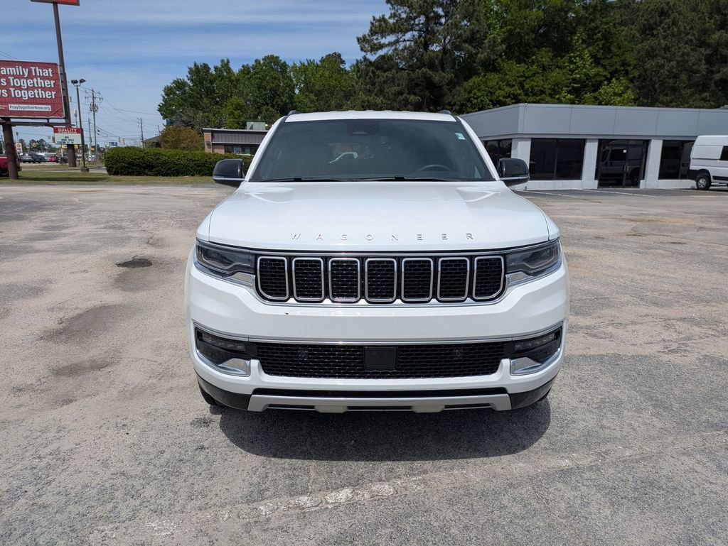 Used 2024 Jeep Wagoneer Series II w/ Flexible Seating Group image 8