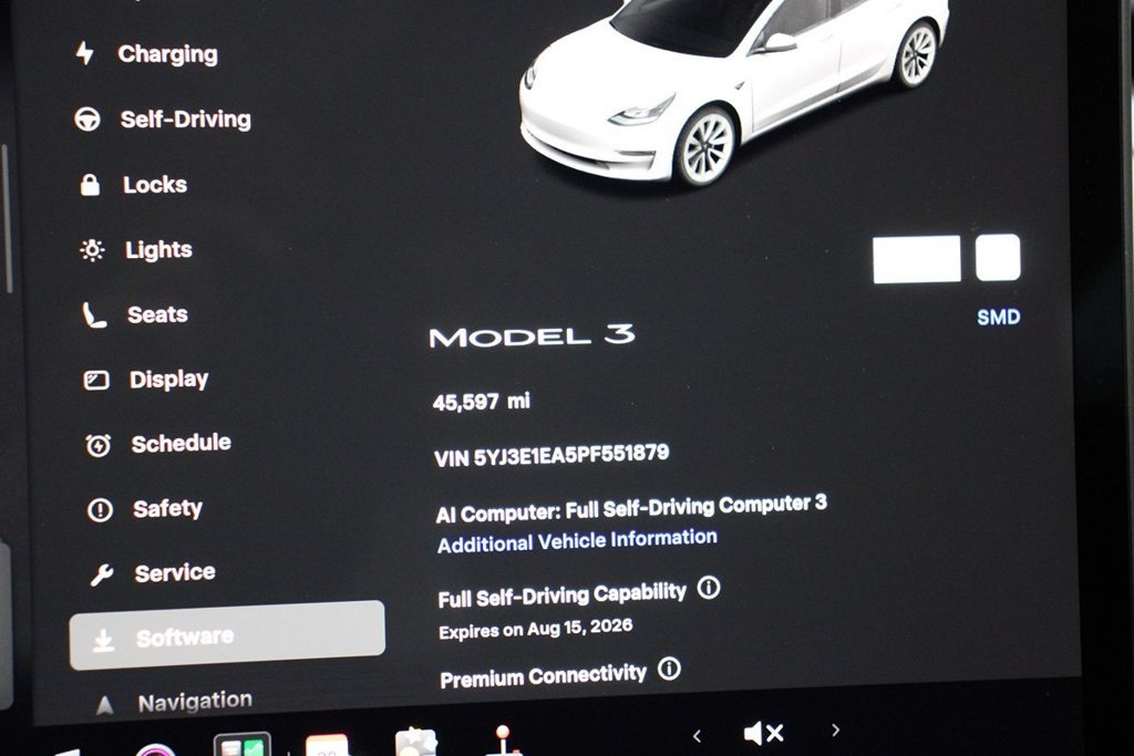Used 2023 Tesla Model 3 Standard Range RWD image 28