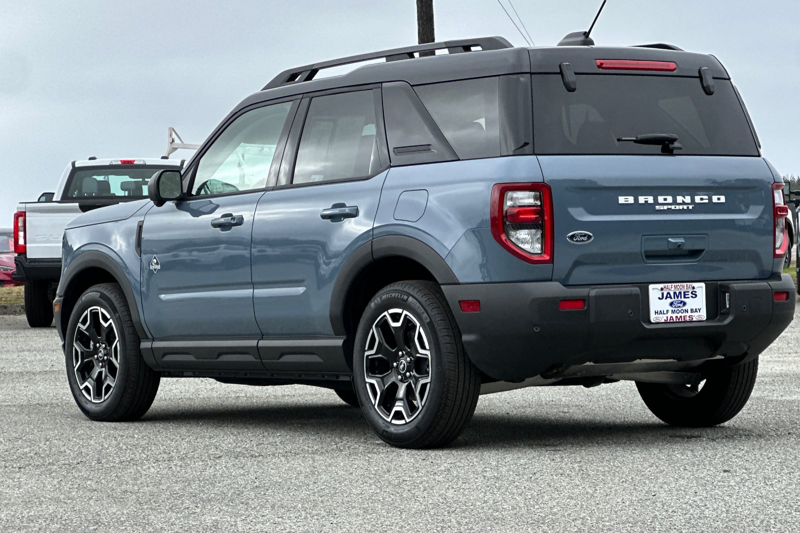 Used 2025 Ford Bronco Sport Outer Banks w/ Outer Banks Tech Package+ AWD/4WD image 3