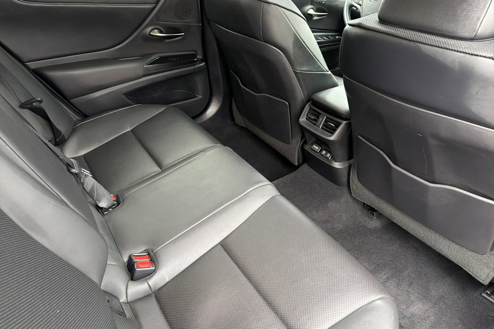 Used 2021 Lexus ES 350 w/ Premium Package image 30