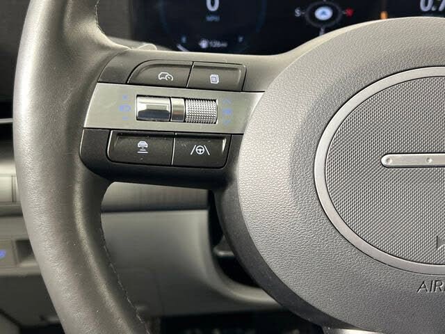 Used 2024 Hyundai Kona Limited FWD image 14