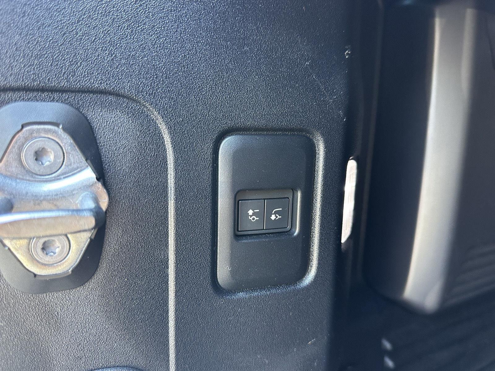 Used 2023 Land Rover Defender 110 Carpathian Edition AWD/4WD image 46