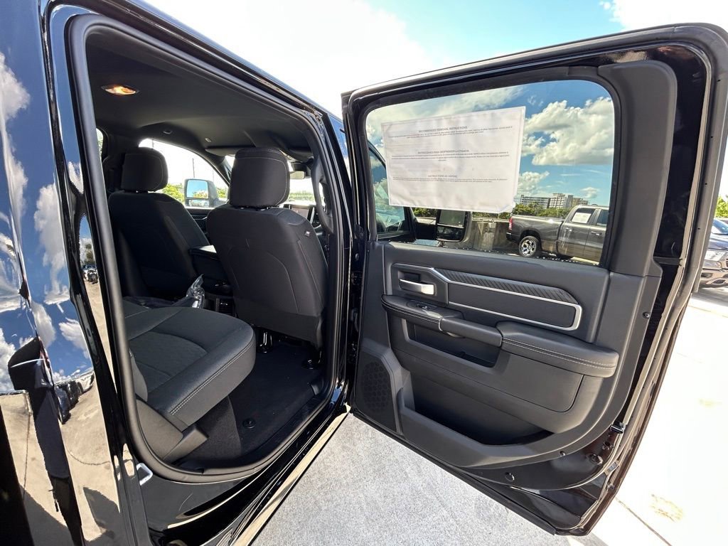 New 2025 RAM 2500 Big Horn image 36
