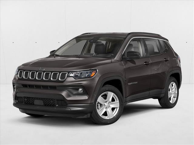 Used 2023 Jeep Compass Latitude w/ Convenience Group AWD/4WD image 1