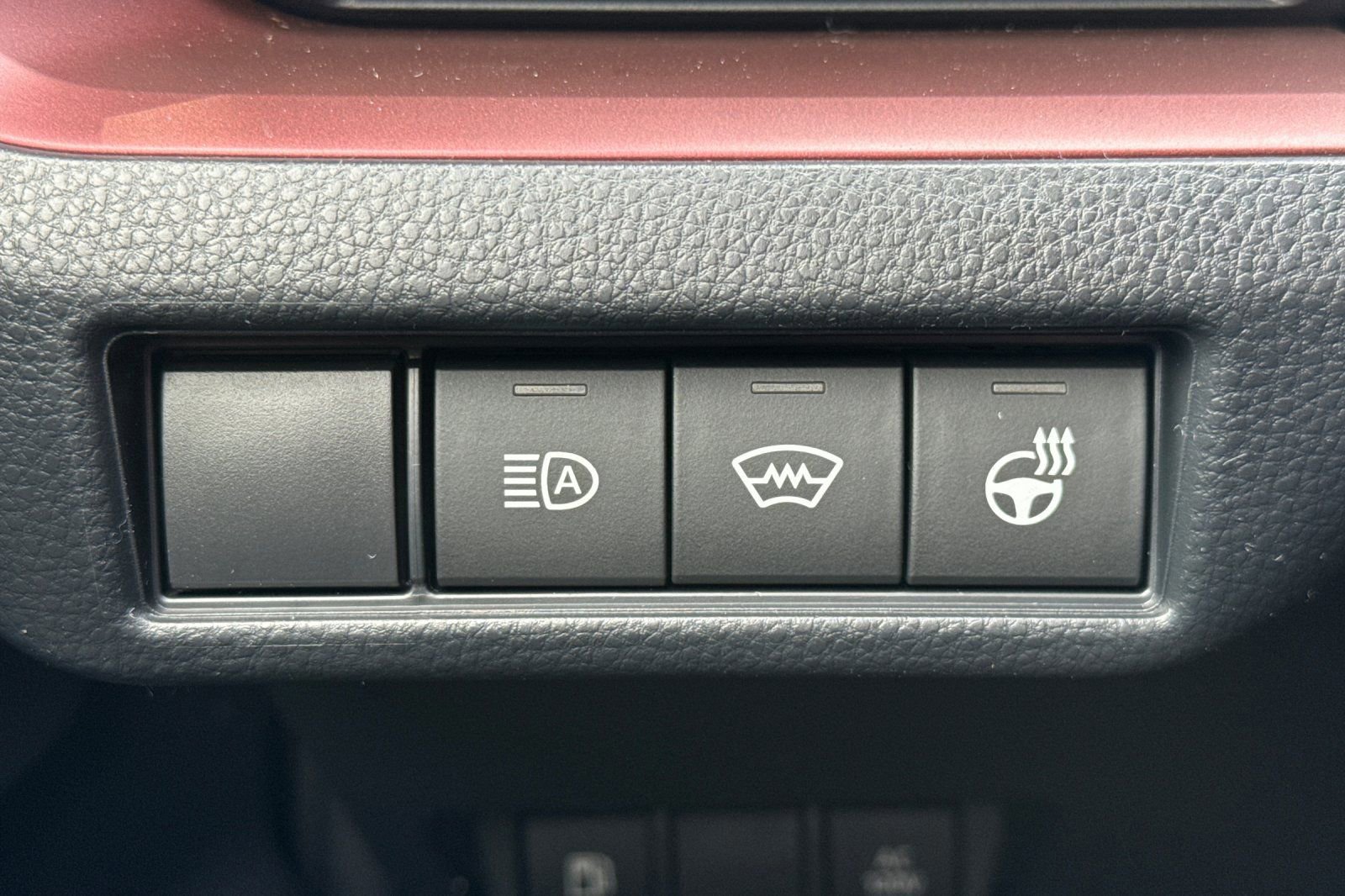 New 2026 Toyota Prius Plug-In Hybrid FWD image 29