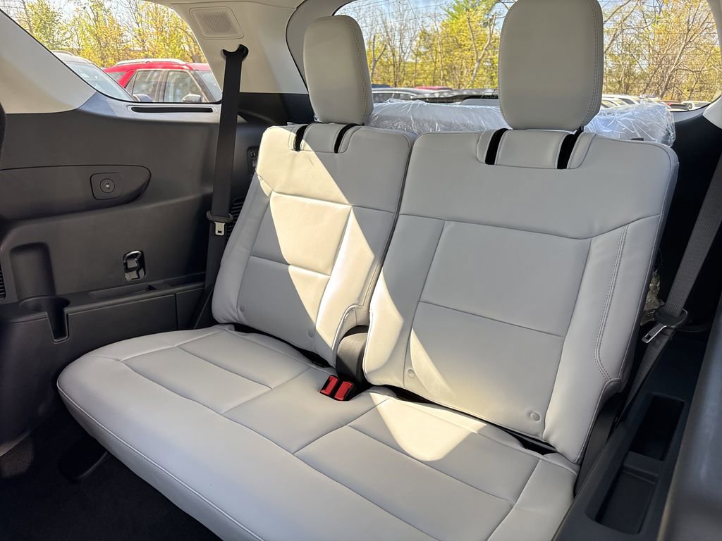 New 2026 Ford Explorer Platinum image 43