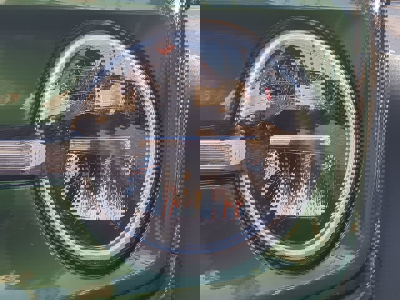 Used 2023 Ford Bronco Black Diamond image 10