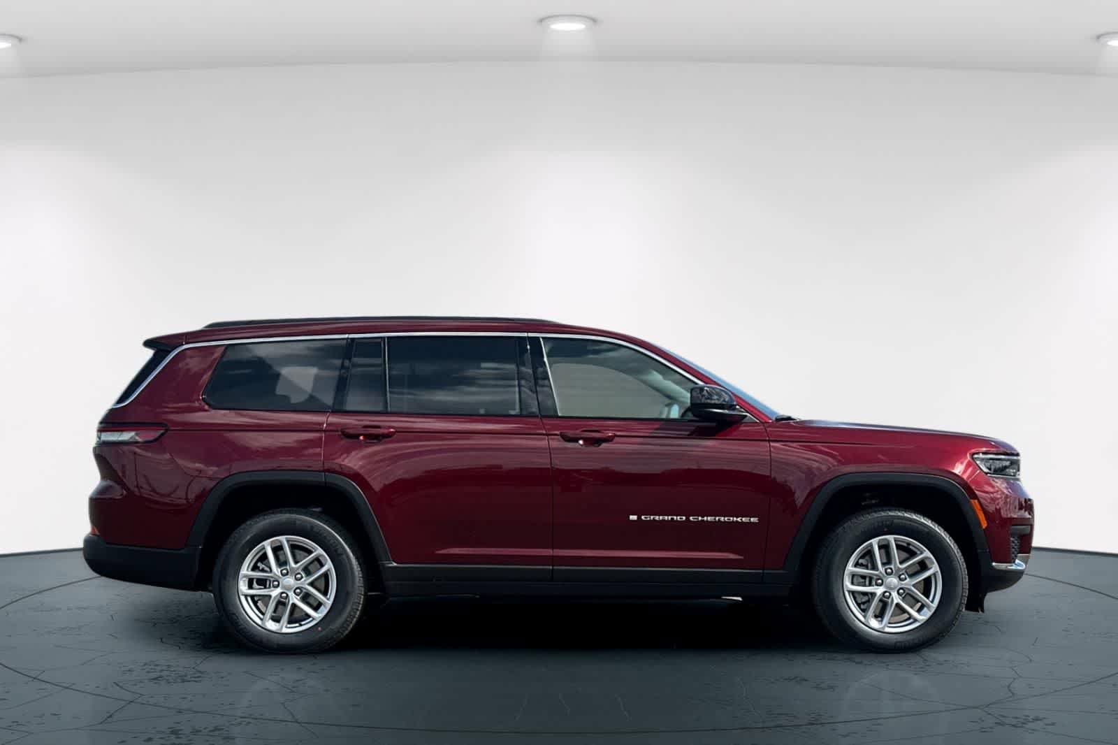 New 2026 Jeep Grand Cherokee L 4WD image 6