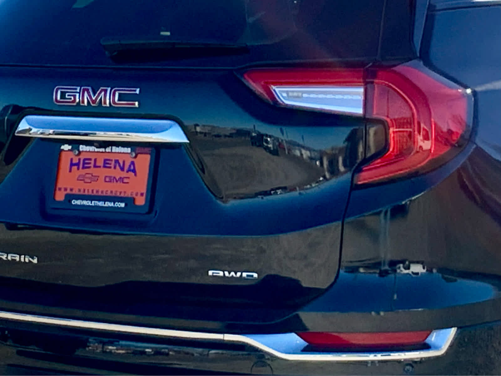 Used 2022 GMC Terrain Denali image 14