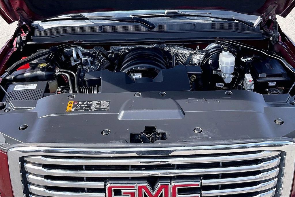 Used 2017 GMC Yukon XL SLT w/ Premium Edition image 13