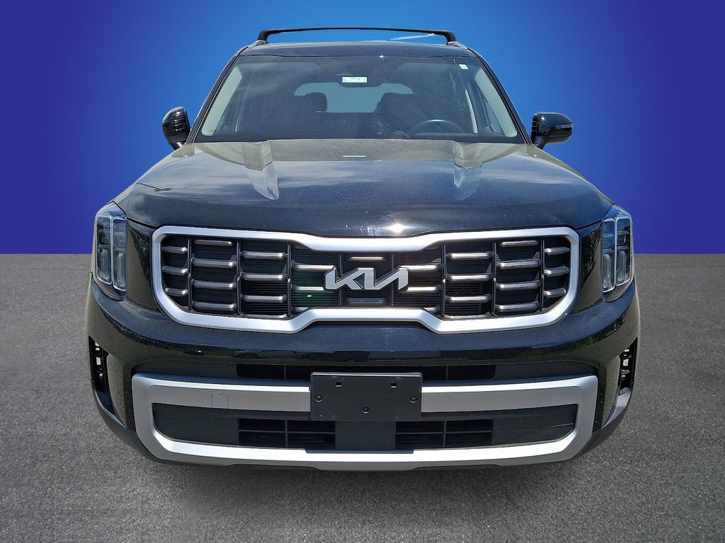 Used 2023 Kia Telluride S AWD/4WD image 2