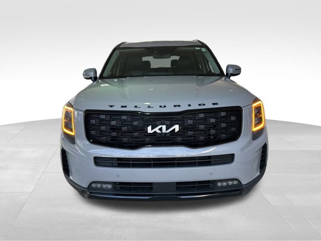 Used 2022 Kia Telluride SX w/ SX Prestige Package image 12