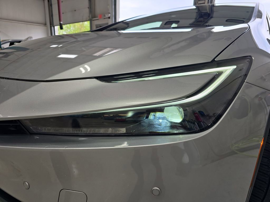 Used 2026 Toyota Prius LE FWD image 30