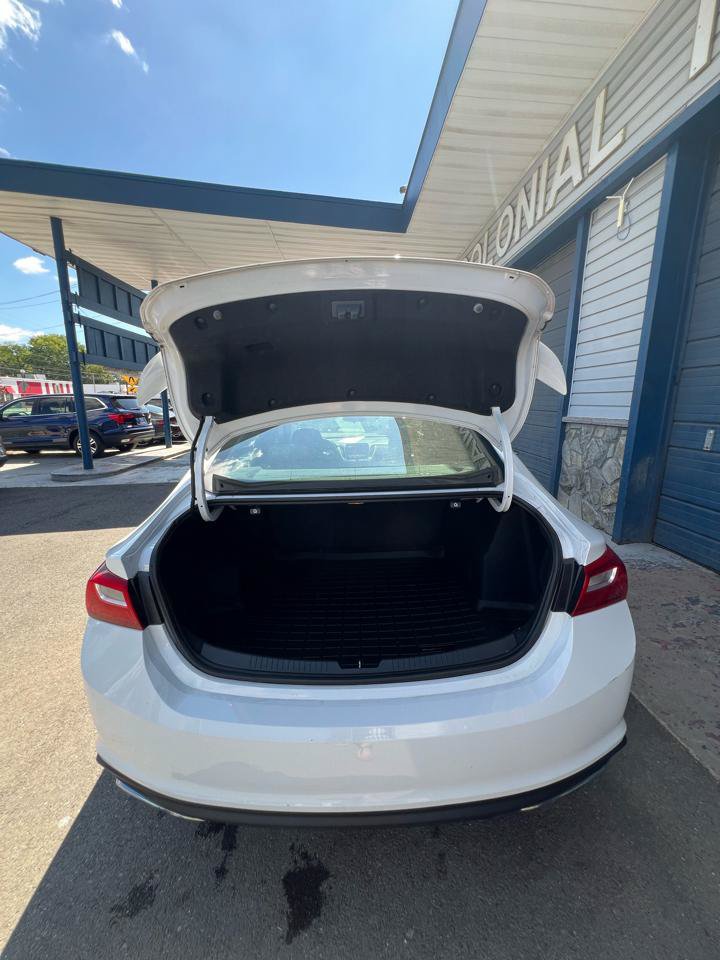 Used 2020 Chevrolet Malibu RS FWD image 8