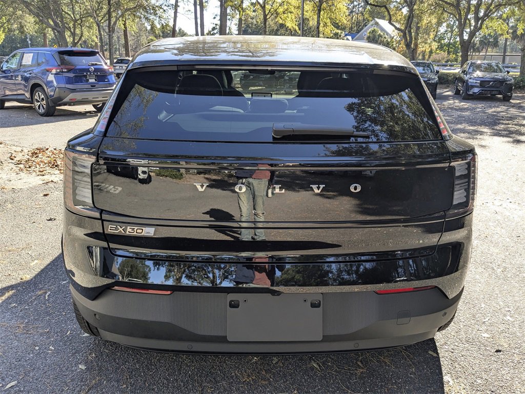 New 2025 Volvo EX30 Ultra w/ Climate Package image 5