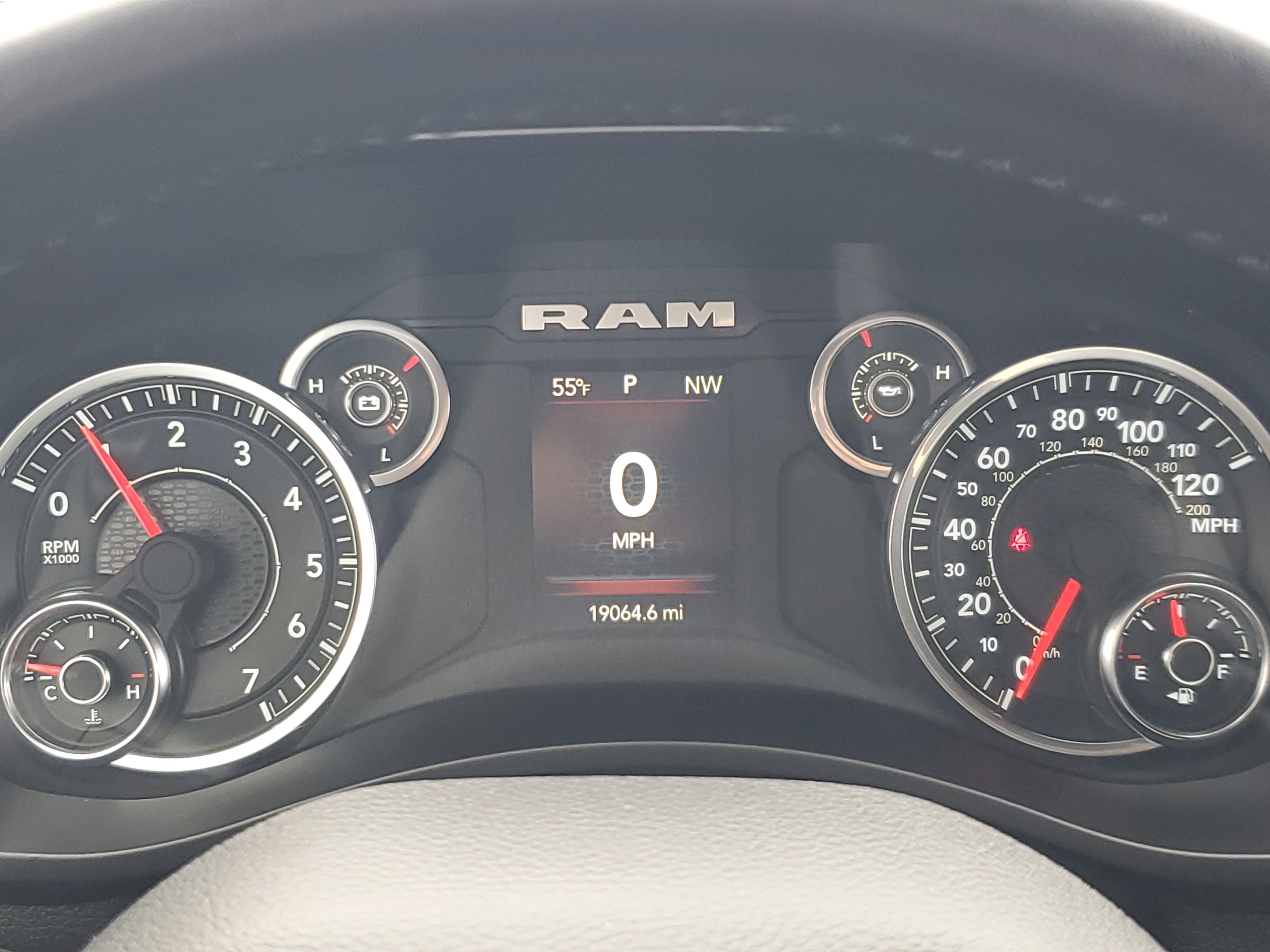 Used 2024 RAM 2500 Big Horn w/ Bed Utility Group image 11