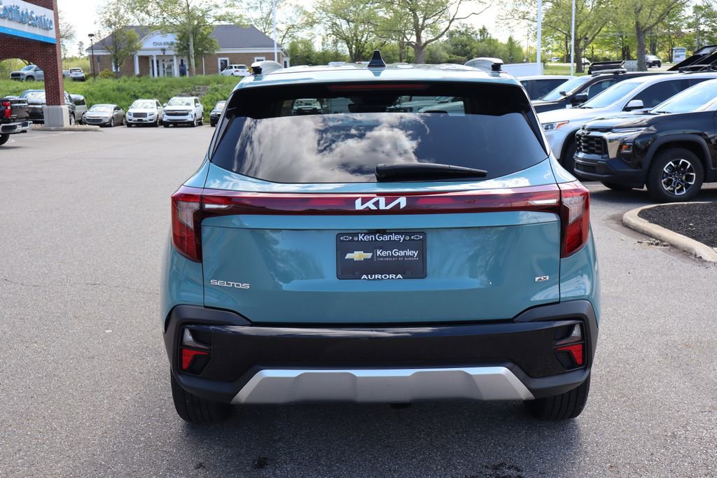 Used 2025 Kia Seltos EX w/ EX Sunroof Package AWD/4WD image 34