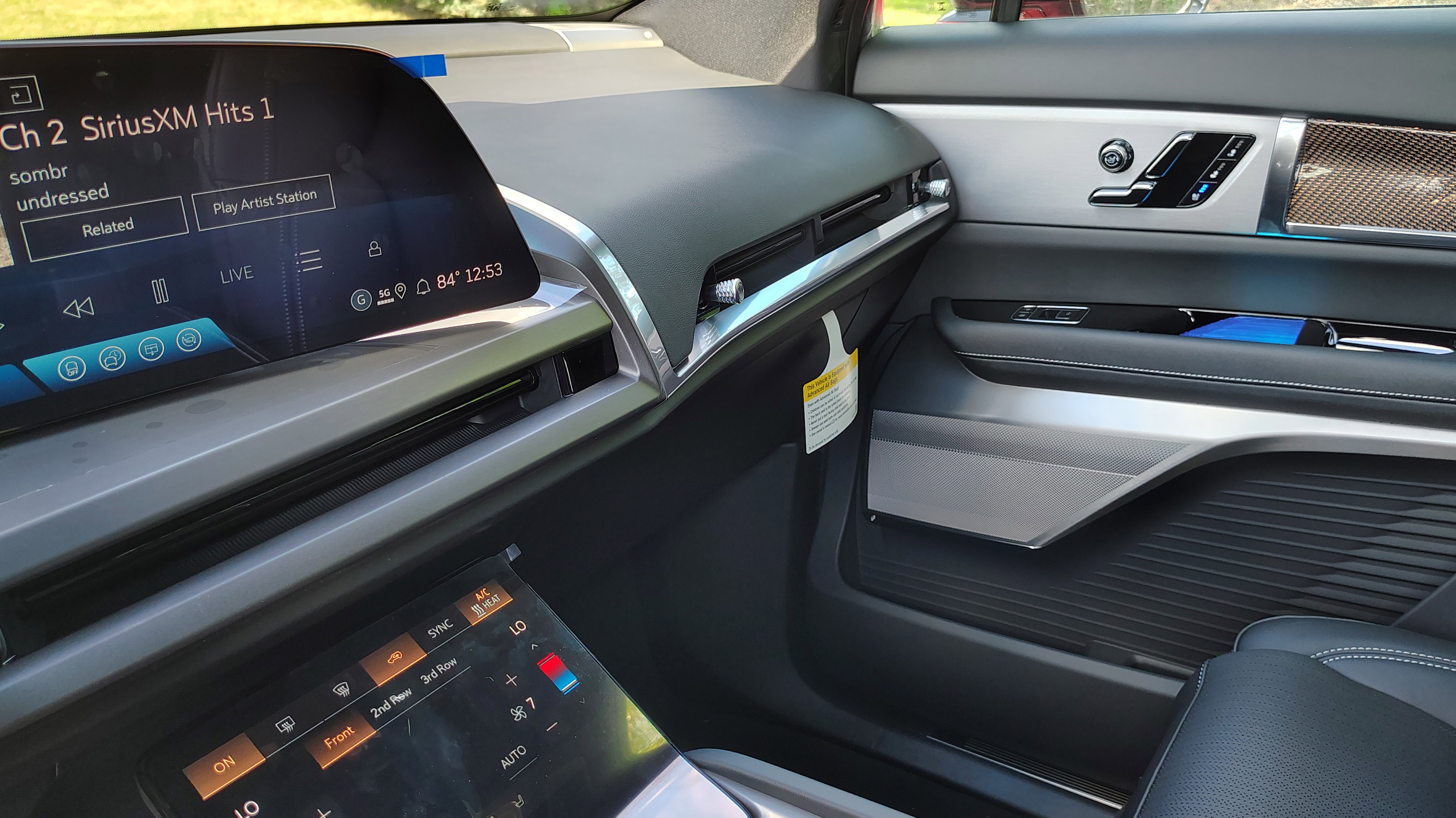 New 2026 Cadillac Vistiq Sport w/ LPO, Floor Liner Package image 22