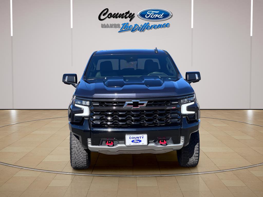 Used 2022 Chevrolet Silverado 1500 ZR2 w/ Technology Package image 11