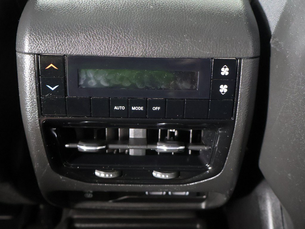 Used 2023 Jeep Grand Cherokee L Laredo AWD/4WD image 51