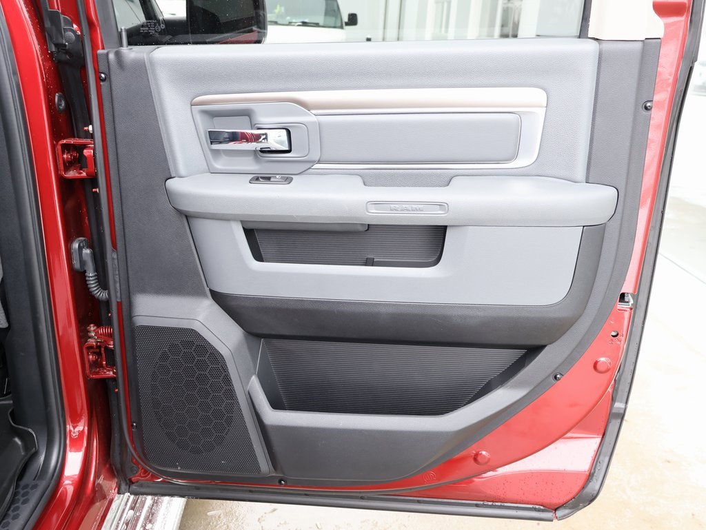 Used 2015 RAM 1500 Big Horn image 31