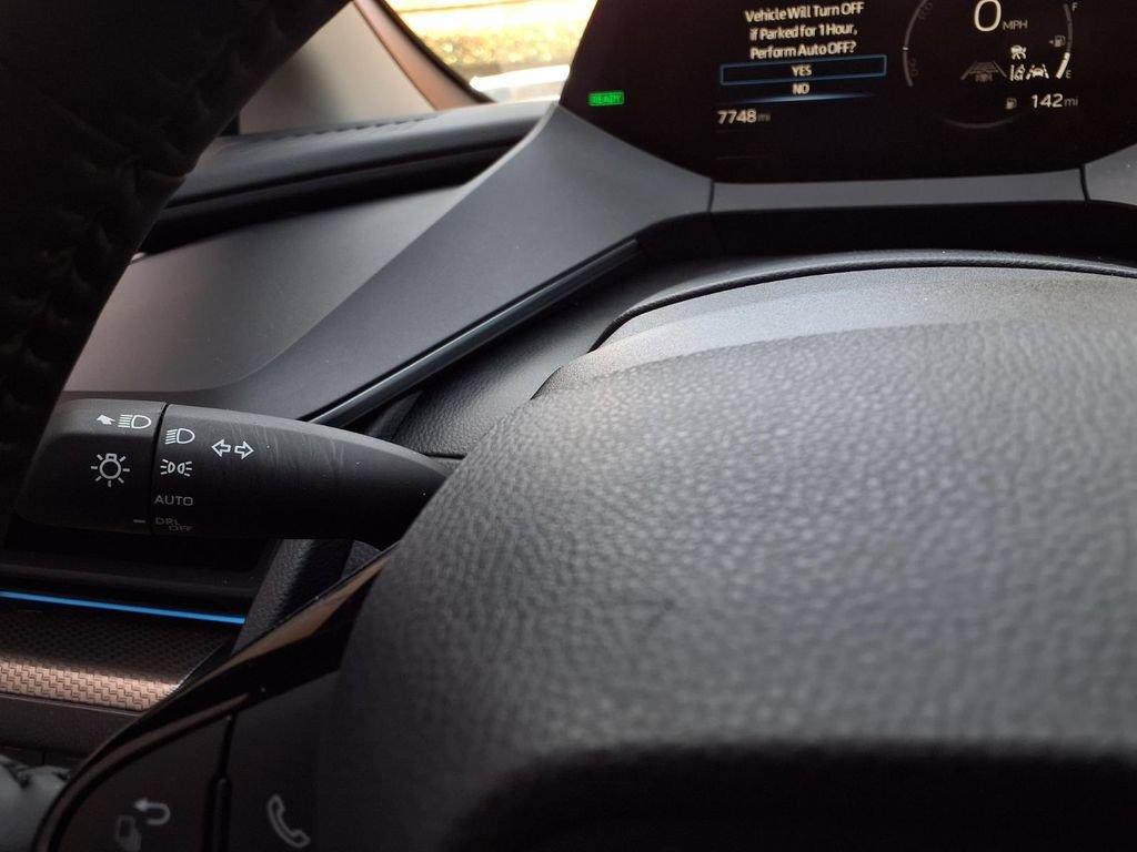 Certified 2026 Toyota Prius XLE FWD image 16