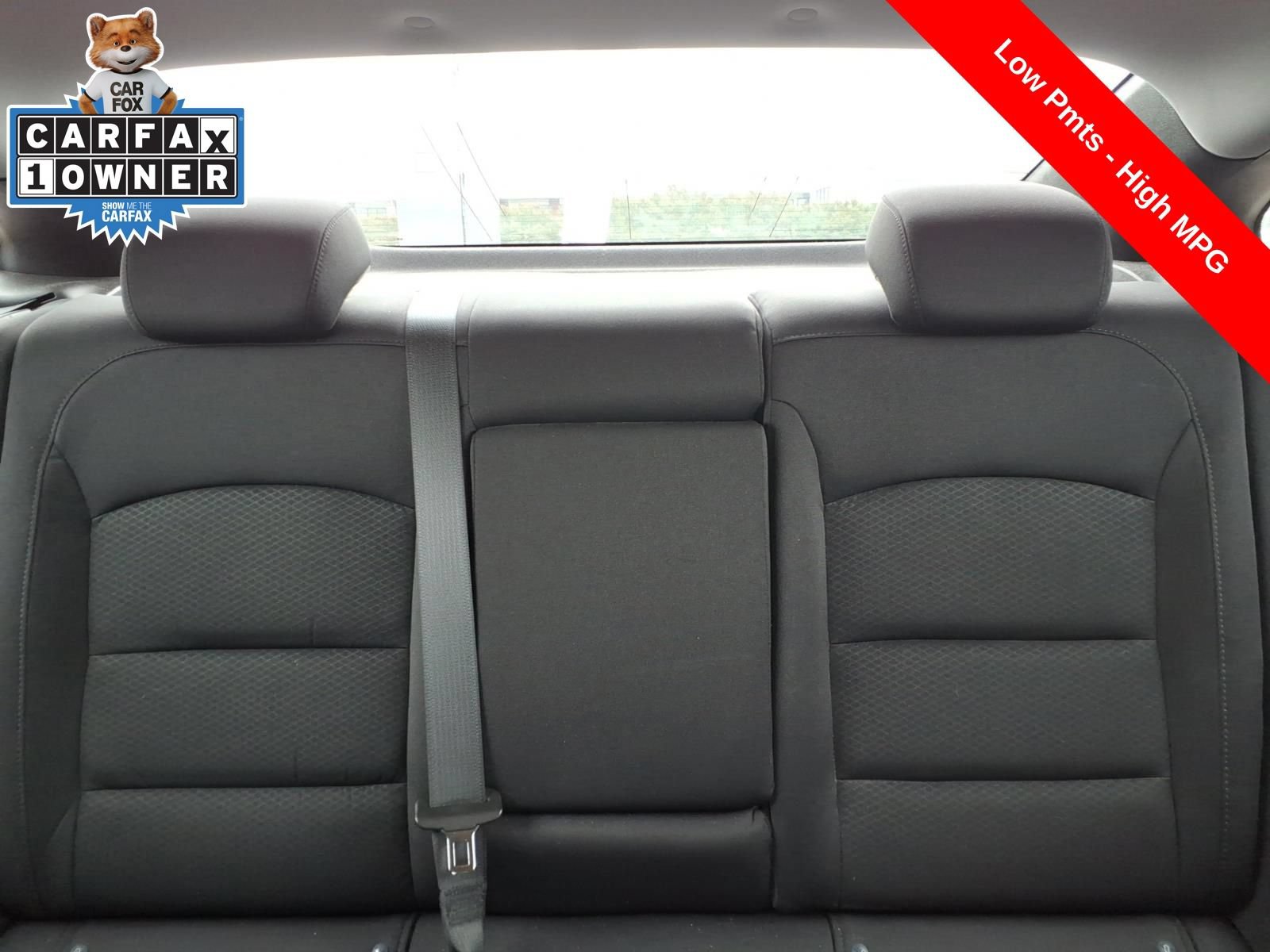 Used 2022 Chevrolet Malibu LT FWD image 17