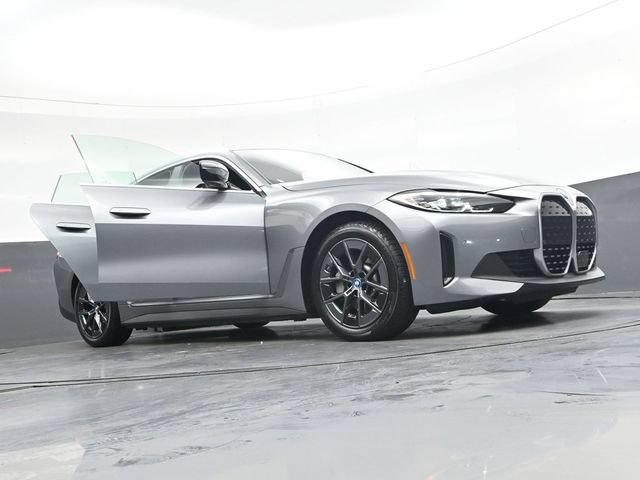 Used 2024 BMW i4 eDrive35 w/ Premium Package RWD image 42