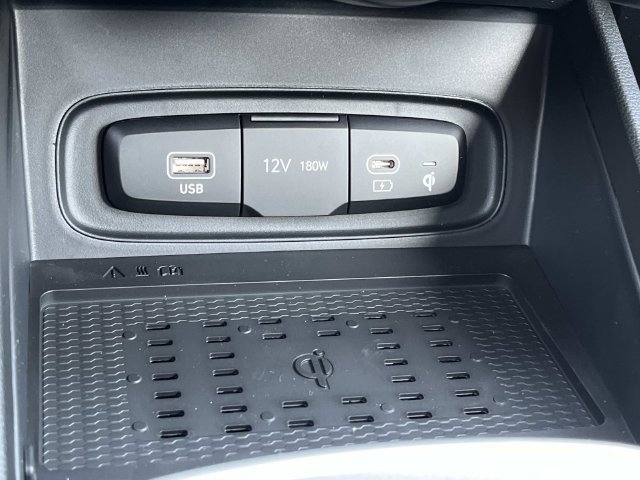 New 2026 Hyundai Venue SEL FWD image 33