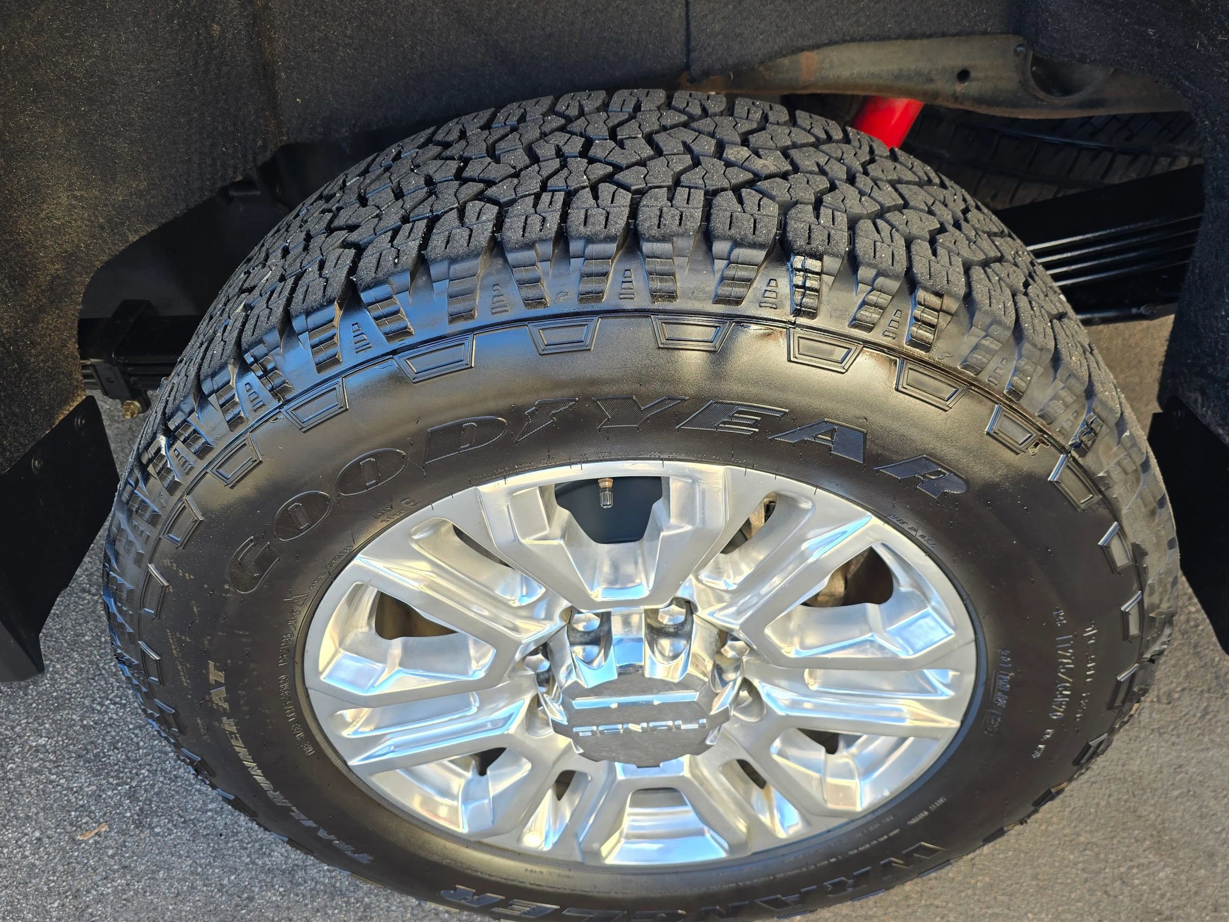 Used 2023 GMC Sierra 2500 Denali w/ Denali Ultimate Package image 37