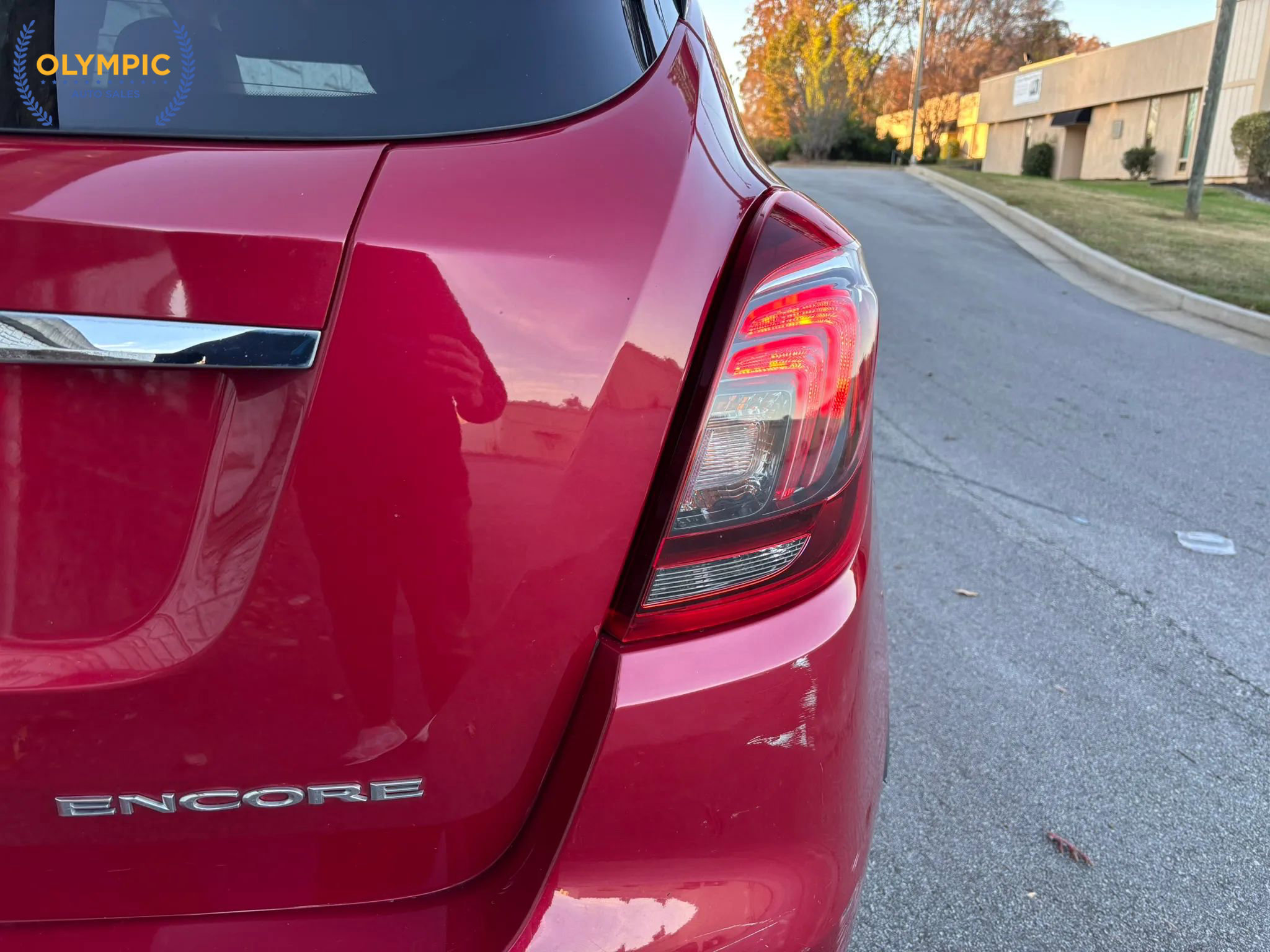 Used 2017 Buick Encore Essence w/ Experience Buick Package image 13