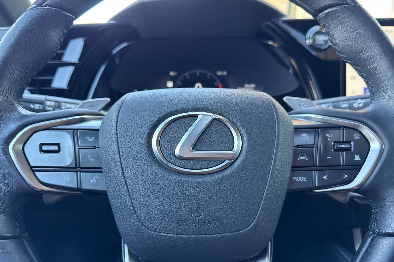 Certified 2025 Lexus RX 350 Premium Plus w/ Accessory Package (Z1) FWD image 27