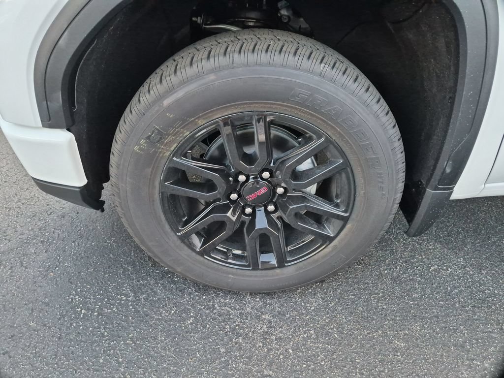 New 2026 GMC Sierra 1500 Pro w/ Graphite Edition AWD/4WD image 14