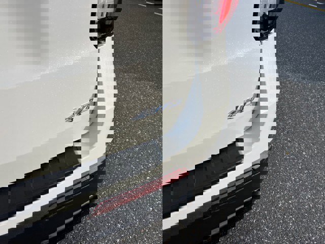 Certified 2025 Ford Explorer ST-Line w/ ST-Line Street Pack image 23