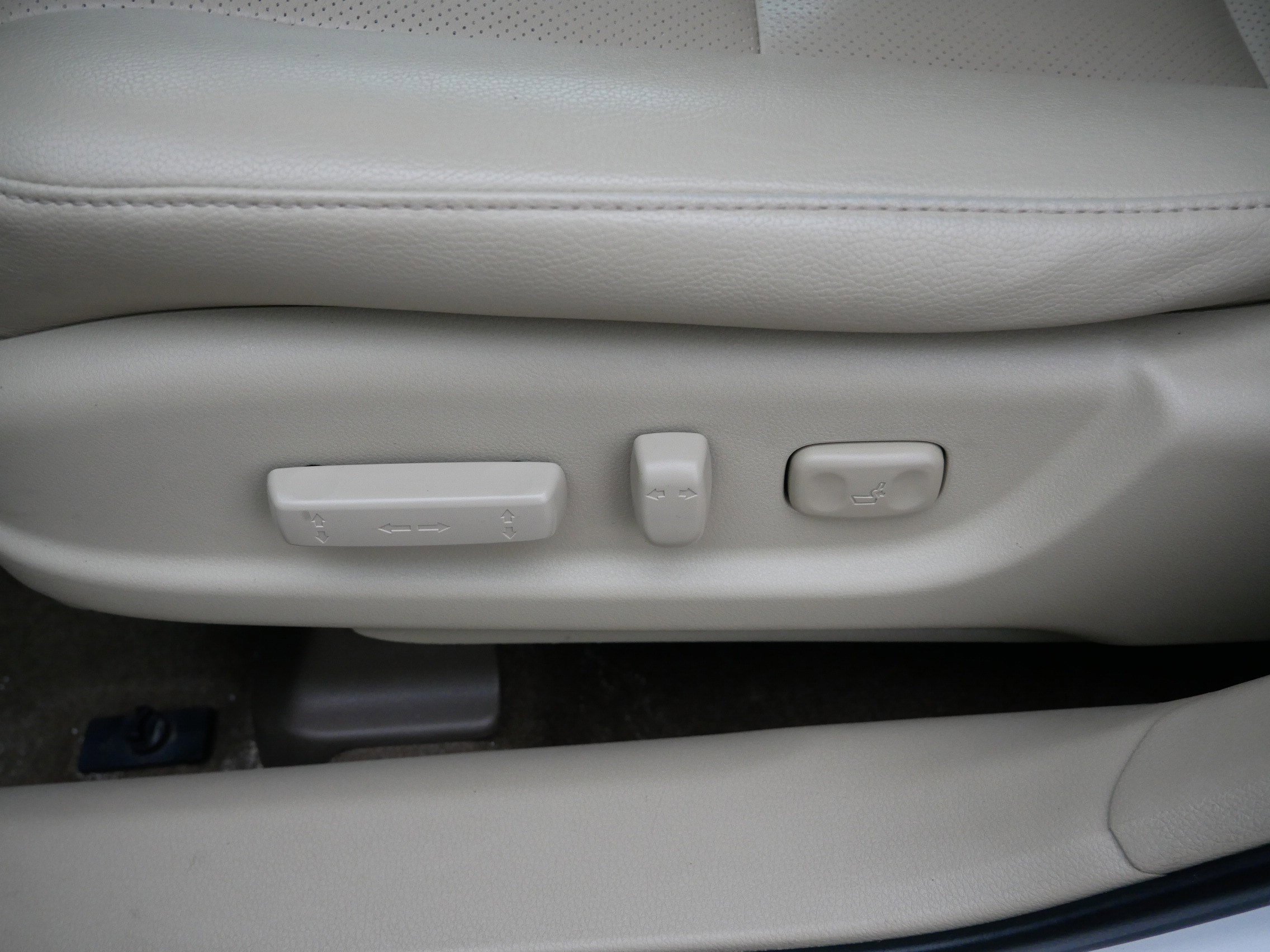 Used 2017 Acura RDX AWD w/ Technology Package image 18