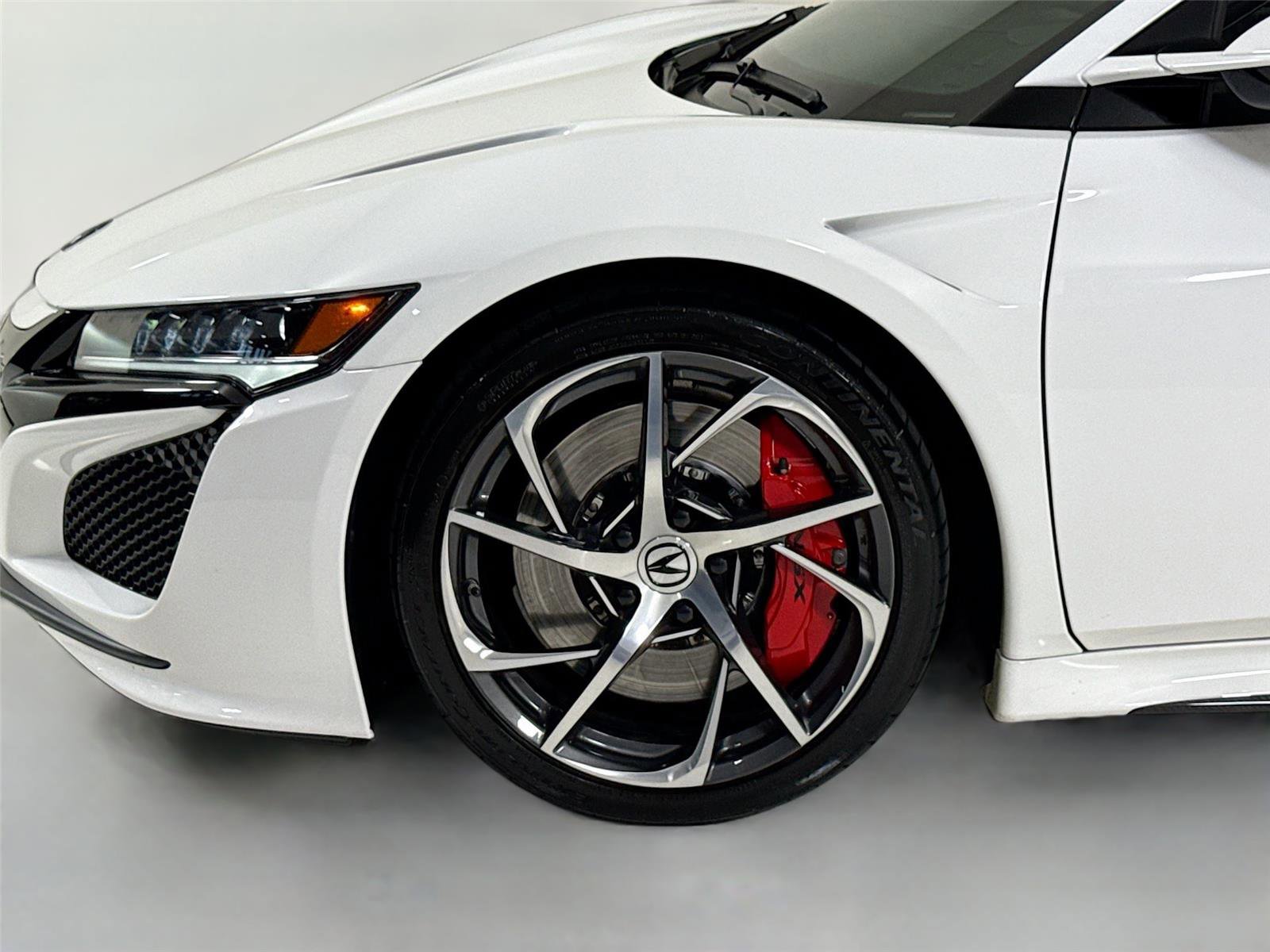 Used 2020 Acura NSX AWD/4WD image 35