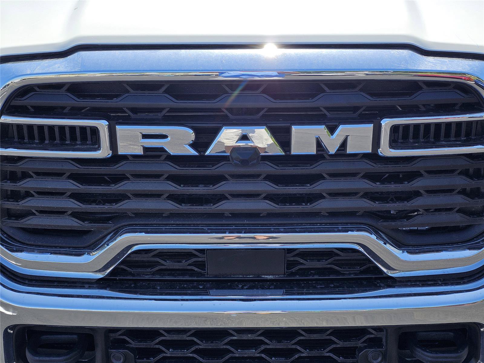 New 2026 RAM 2500 Tradesman AWD/4WD image 3