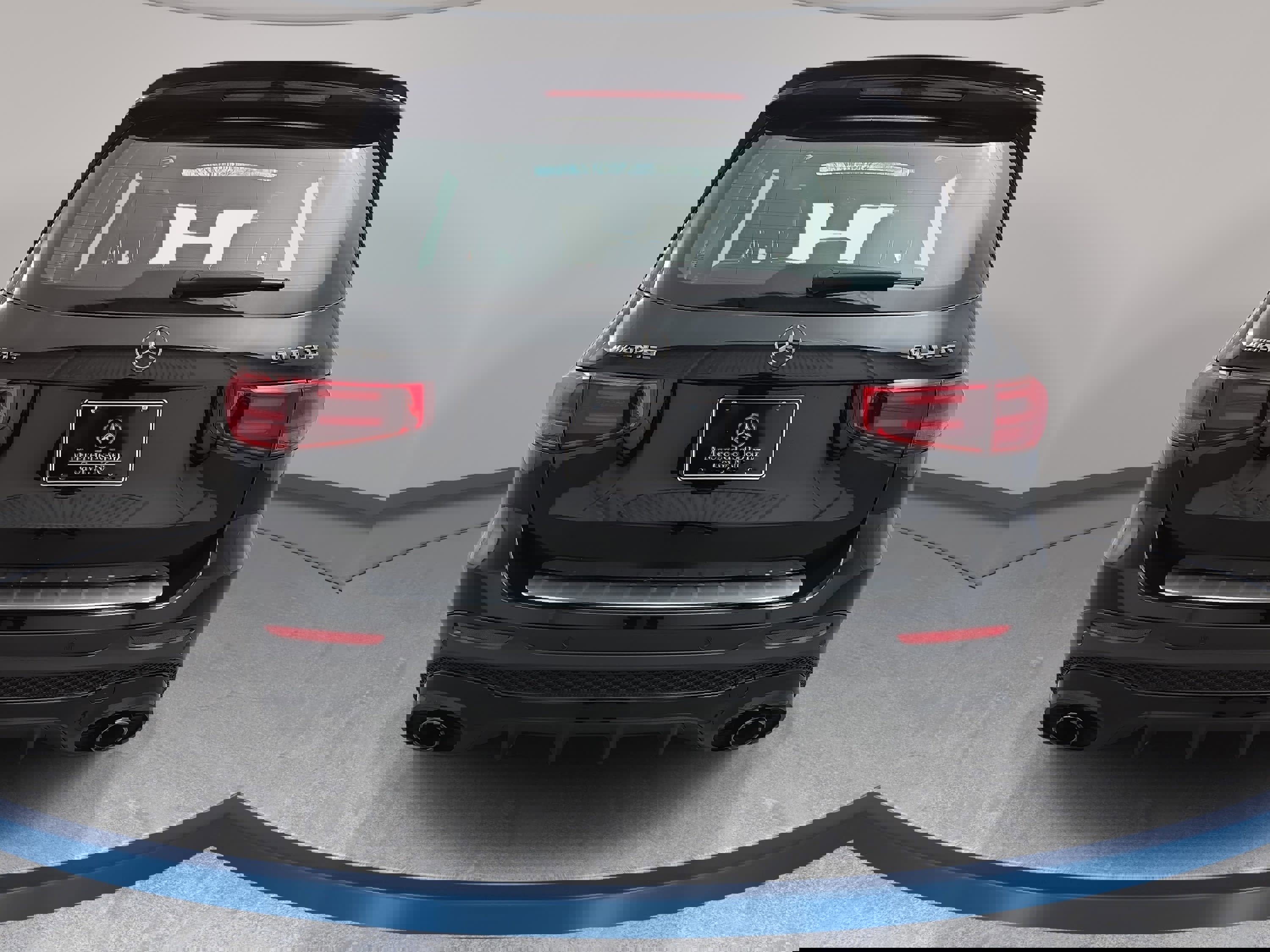 Used 2025 Mercedes-Benz GLB 35 AMG 4MATIC image 6