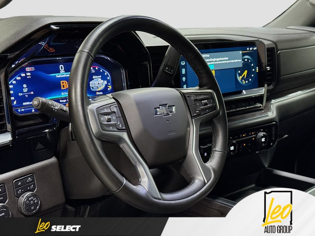 Used 2024 Chevrolet Silverado 3500 LTZ w/ LTZ Plus Package AWD/4WD image 15