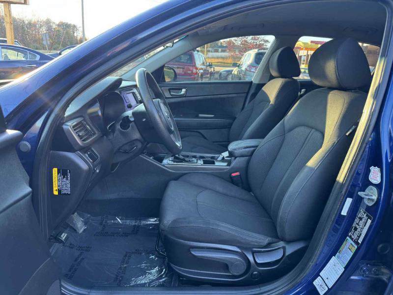 Used 2017 Kia Optima LX image 10