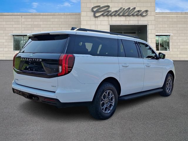 Used 2025 Ford Expedition Max Active RWD image 8