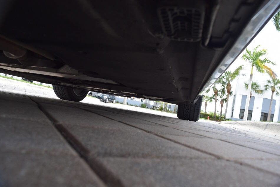 Used 2019 Audi A8 L 3.0T image 99