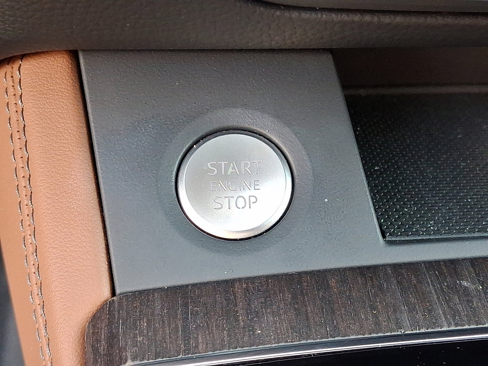 Certified 2025 Audi Q5 2.0T Premium Plus image 25