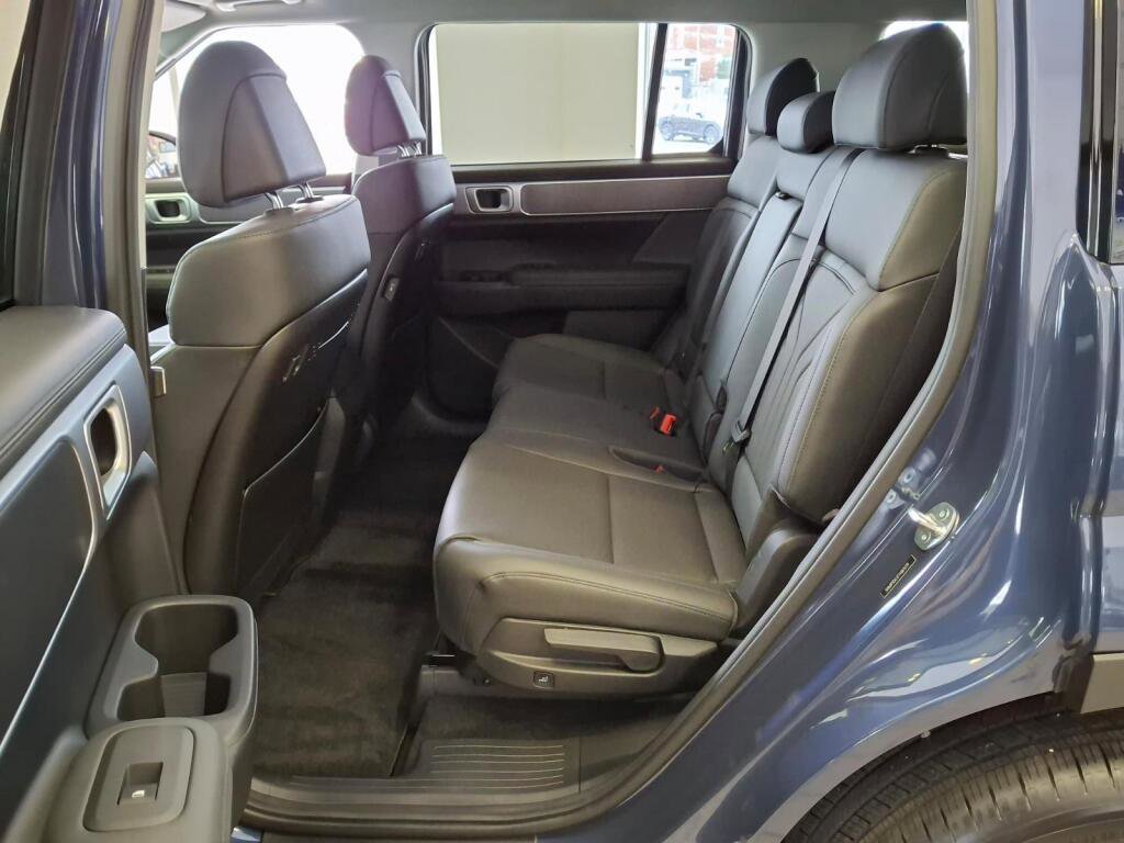 New 2026 Hyundai Santa Fe SEL image 7