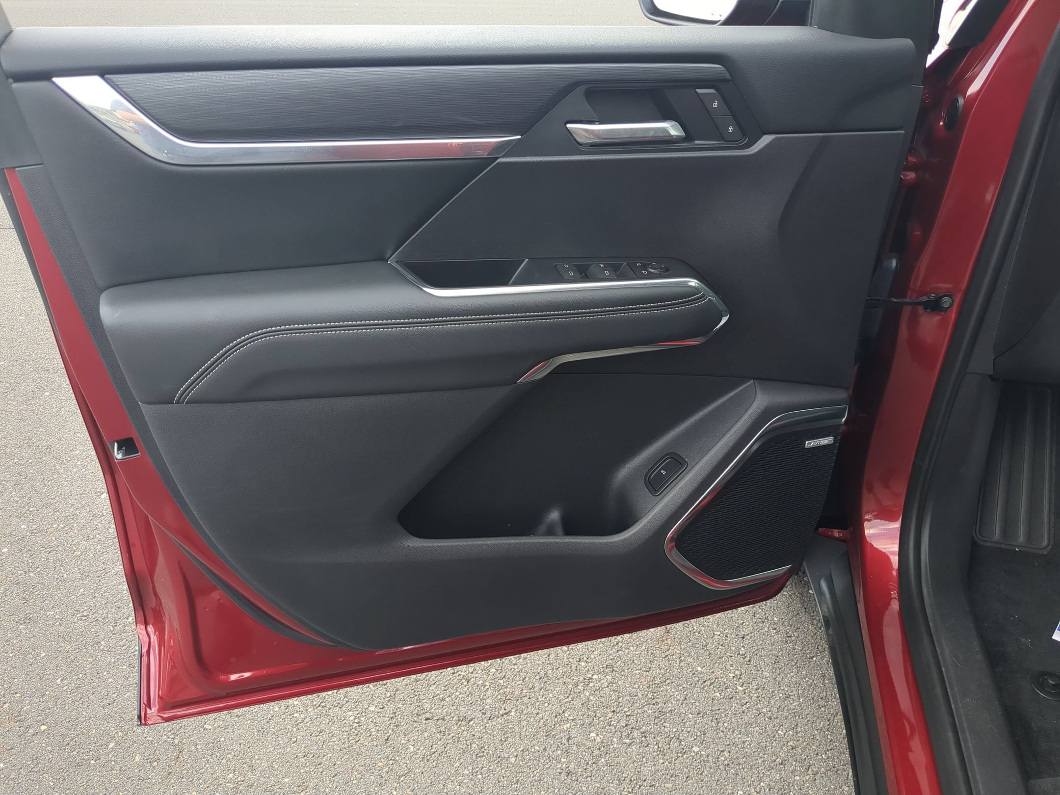 Certified 2025 GMC Acadia Elevation FWD image 21